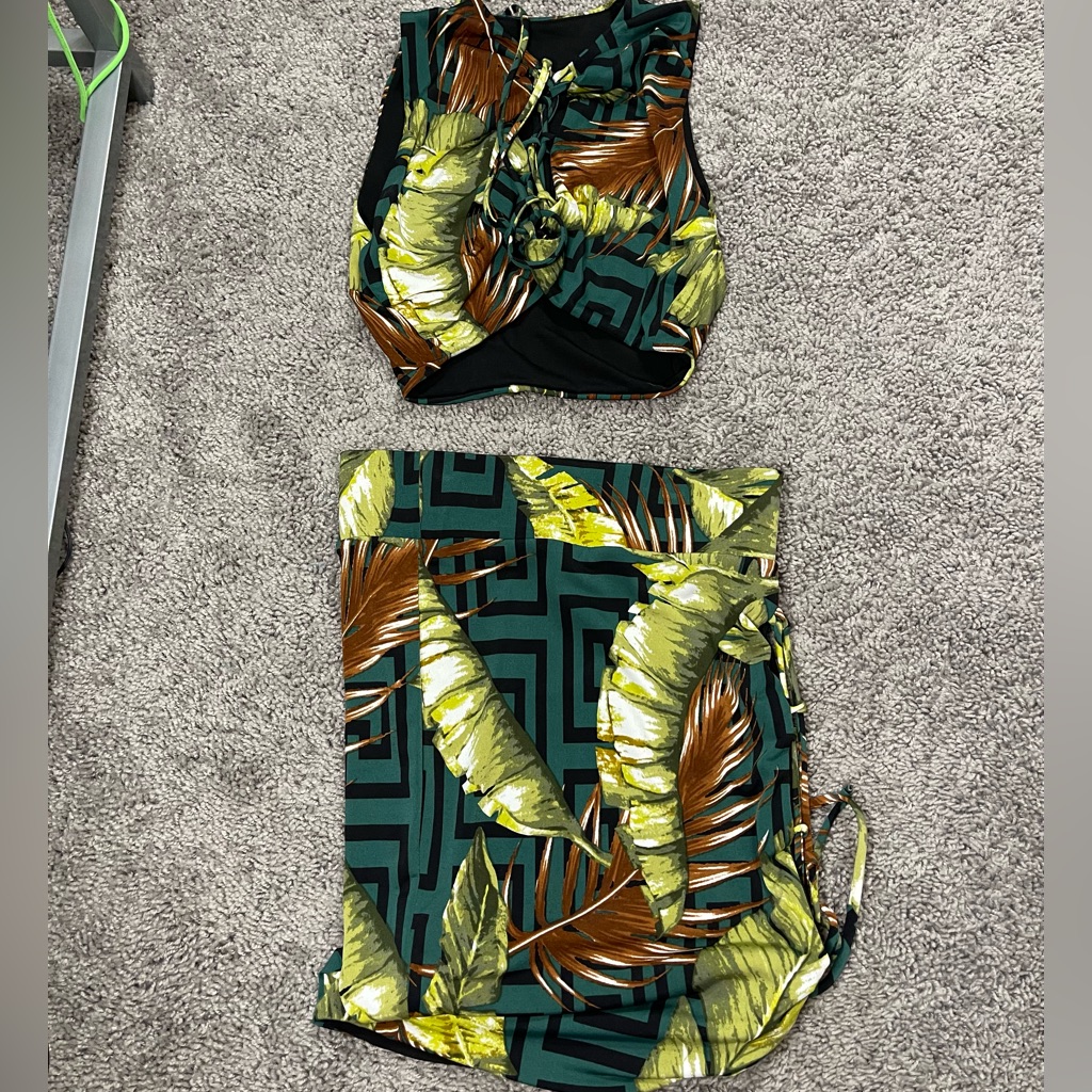Brand New 2 Piece Set